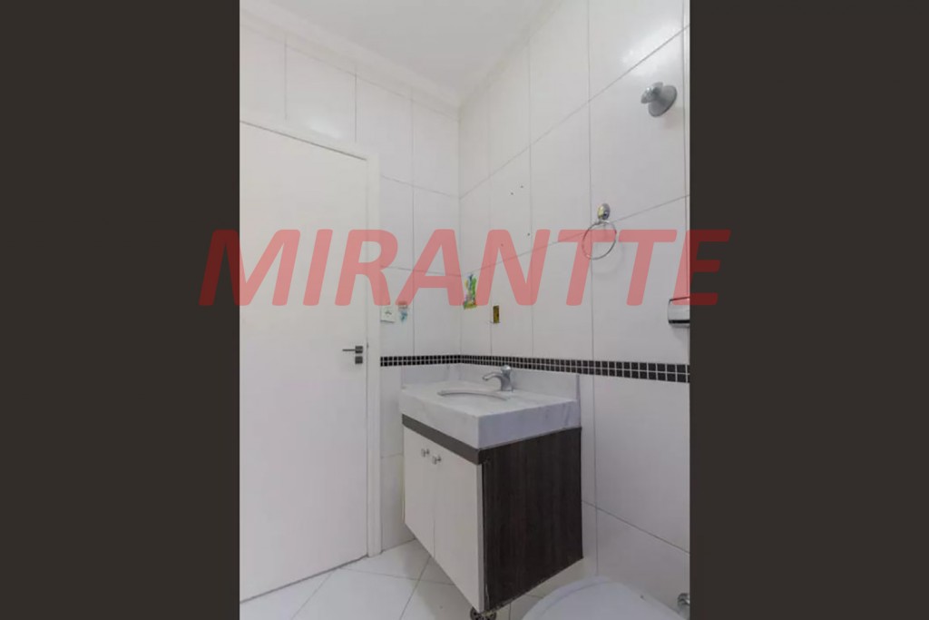 Sobrado de 251m² com 4 quartos em Vila Maria Alta