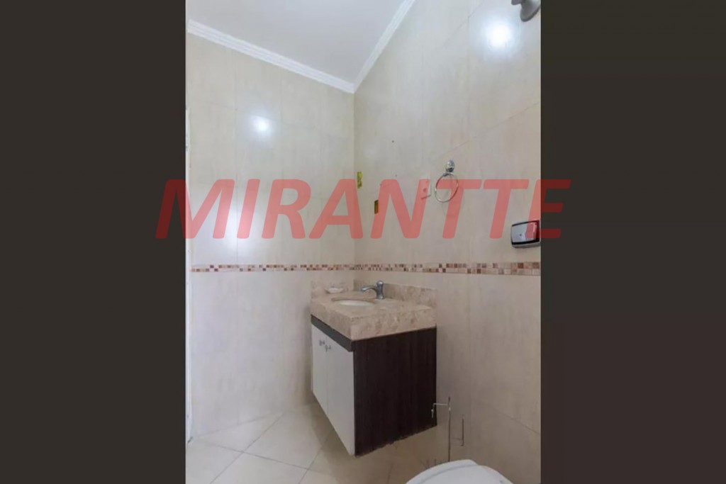 Sobrado de 251m² com 4 quartos em Vila Maria Alta