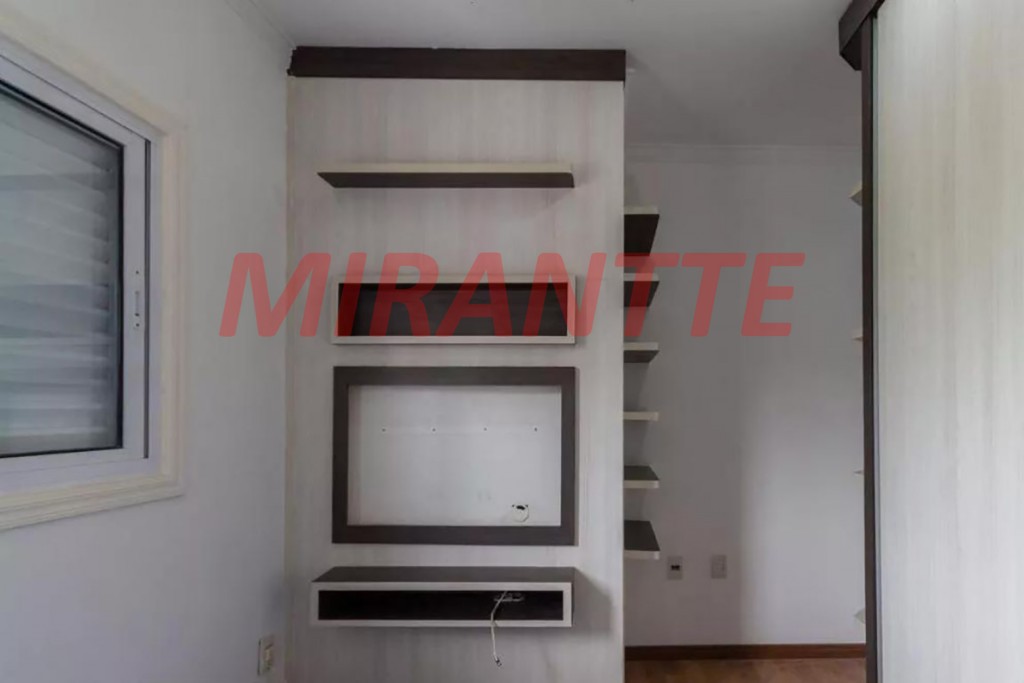 Sobrado de 251m² com 4 quartos em Vila Maria Alta
