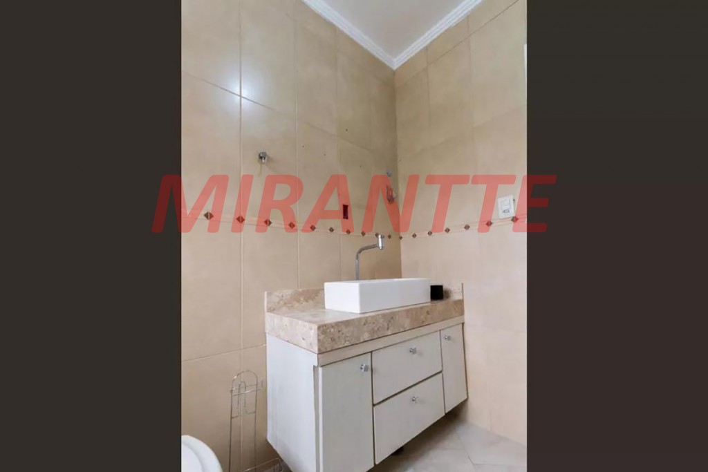 Sobrado de 251m² com 4 quartos em Vila Maria Alta