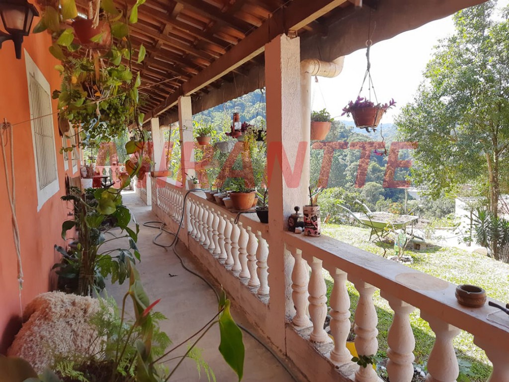 Casa terrea de 116m² com 3 quartos em Jardim Samambaia – Mairiporã