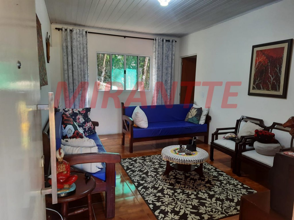 Casa terrea de 116m² com 3 quartos em Jardim Samambaia – Mairiporã
