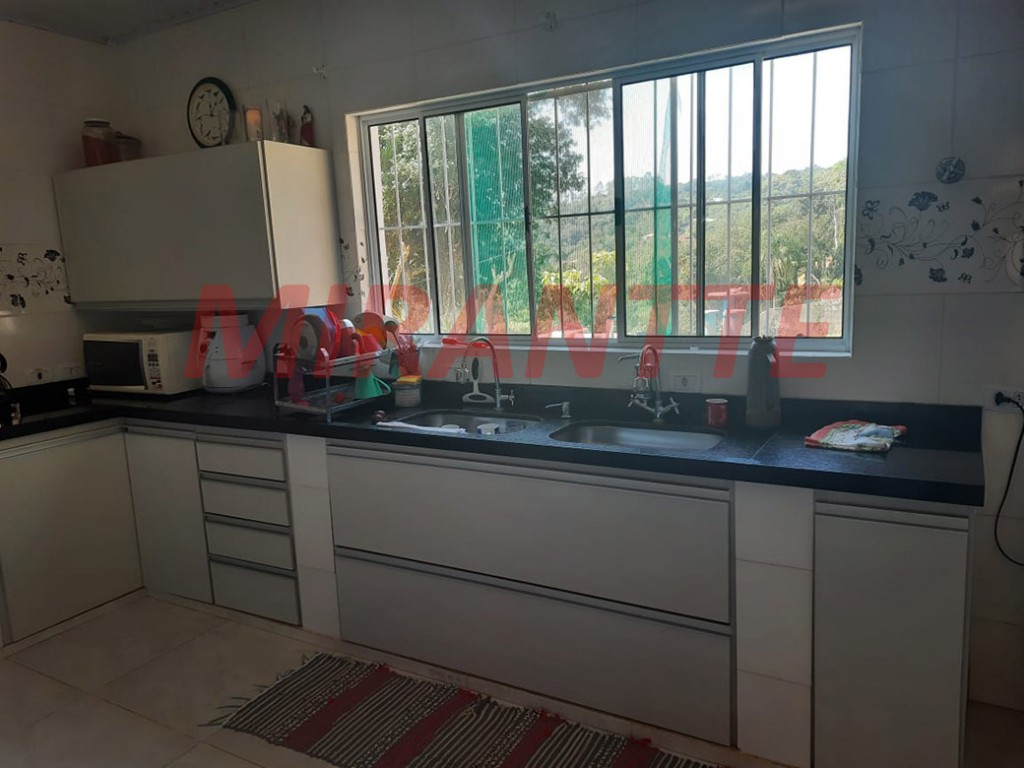 Casa terrea de 116m² com 3 quartos em Jardim Samambaia – Mairiporã