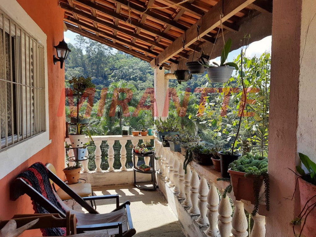 Casa terrea de 116m² com 3 quartos em Jardim Samambaia – Mairiporã