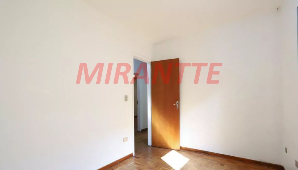 Casa terrea de 228m² com 4 quartos em Vila Nova Cachoeirinha