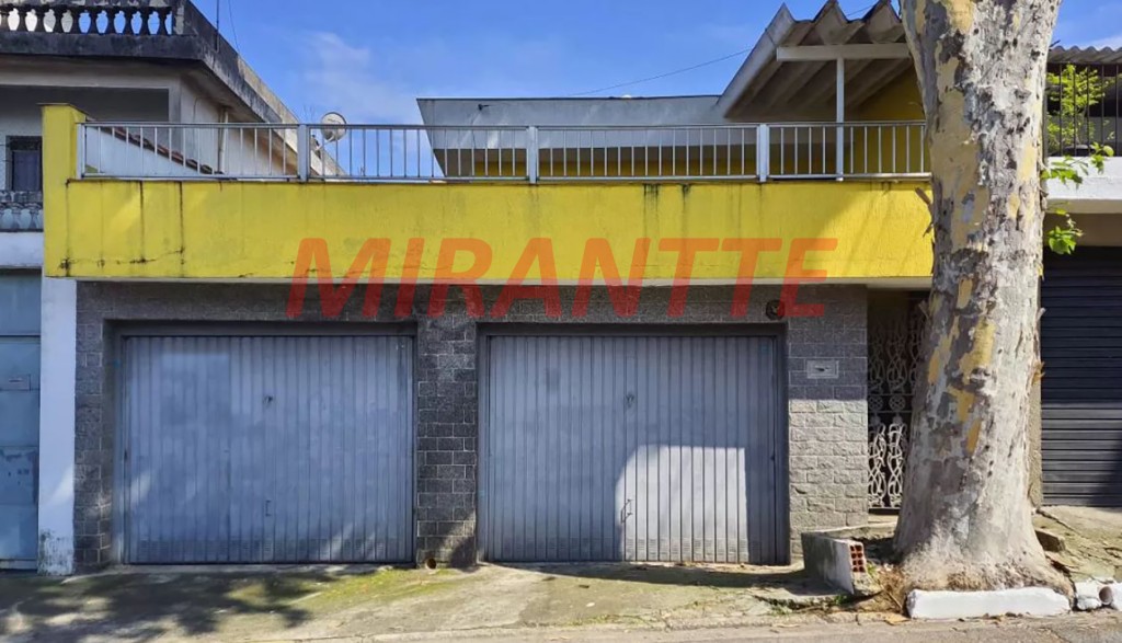 Casa terrea de 228m² com 4 quartos em Vila Nova Cachoeirinha