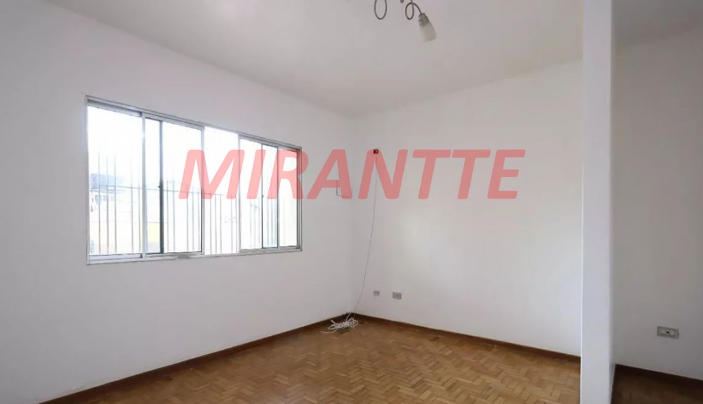 Casa terrea de 228m² com 4 quartos em Vila Nova Cachoeirinha
