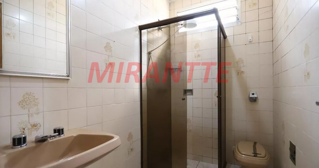 Casa terrea de 228m² com 4 quartos em Vila Nova Cachoeirinha