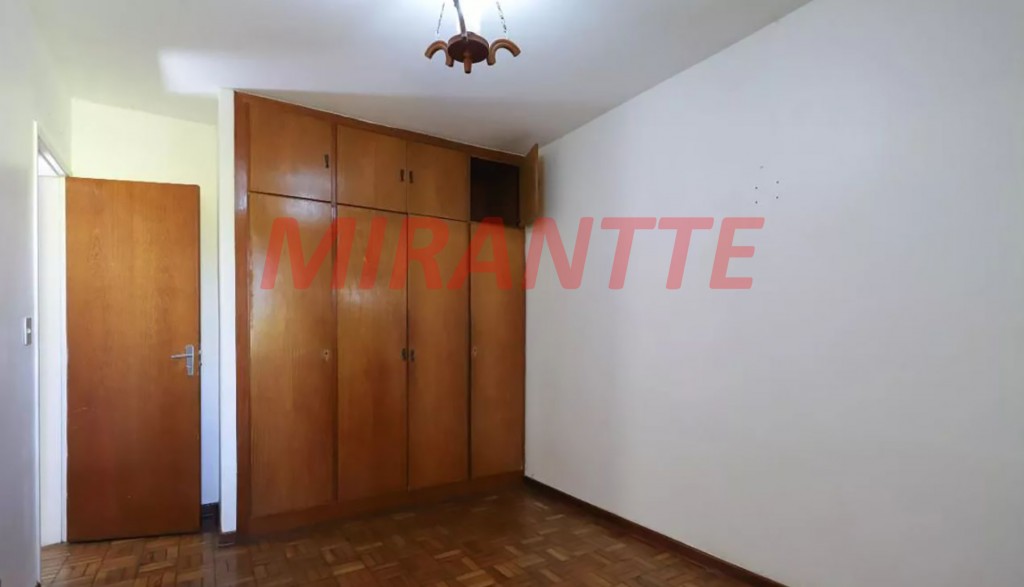 Casa terrea de 228m² com 4 quartos em Vila Nova Cachoeirinha