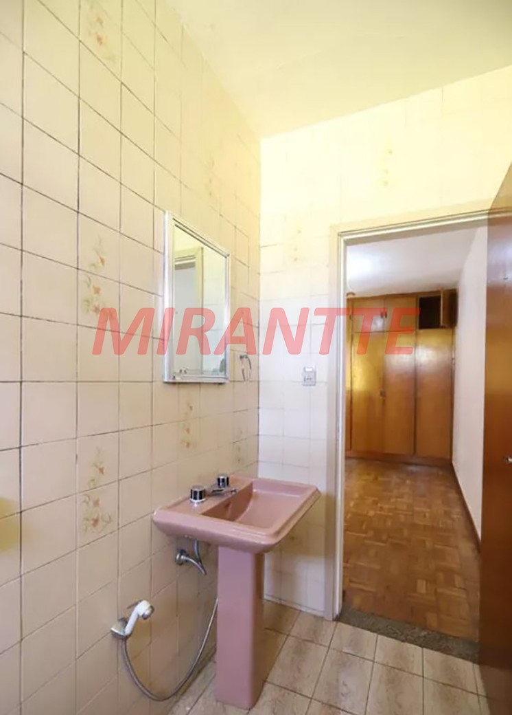Casa terrea de 228m² com 4 quartos em Vila Nova Cachoeirinha