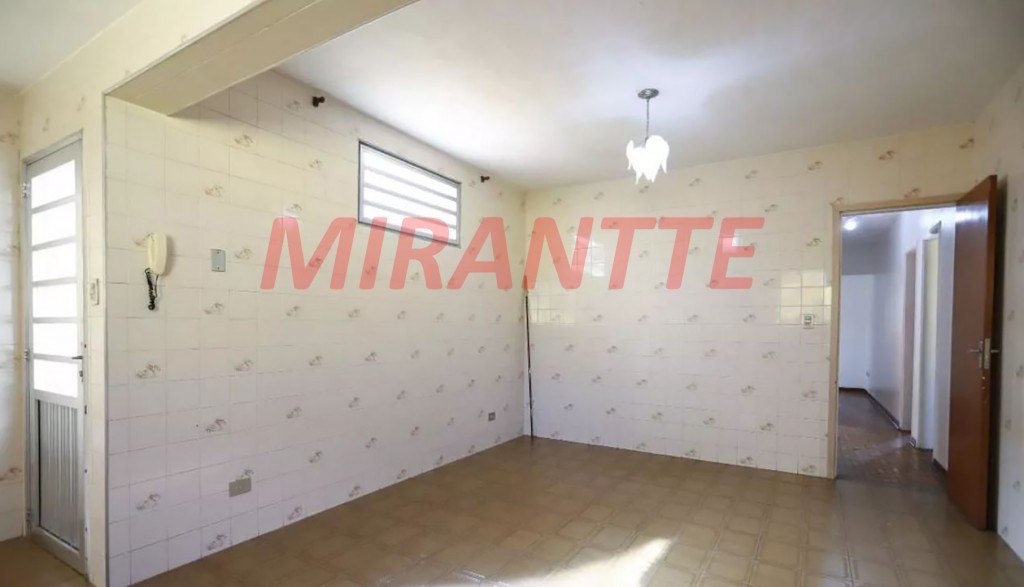 Casa terrea de 228m² com 4 quartos em Vila Nova Cachoeirinha