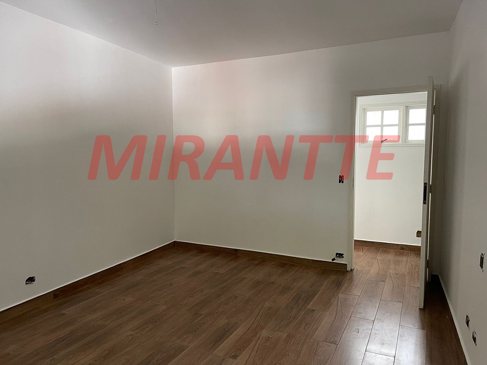 Sobrado com 3 quartos em Jardim França