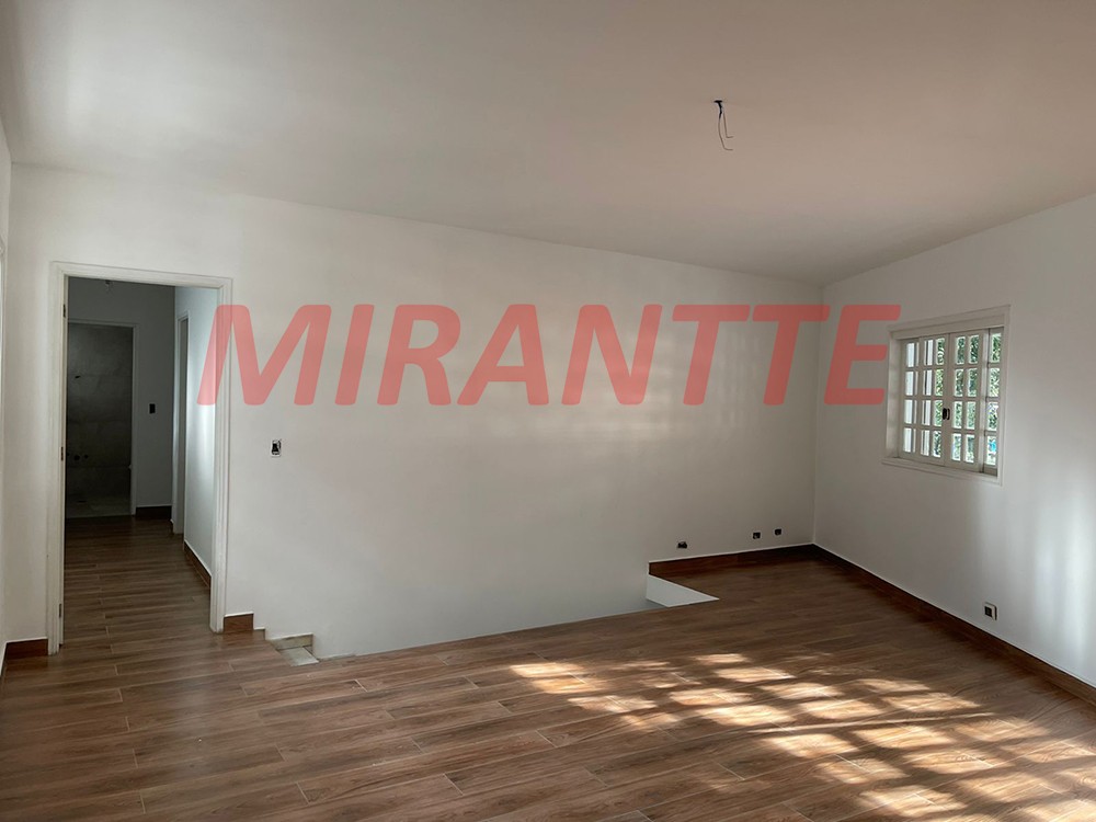 Sobrado com 3 quartos em Jardim França