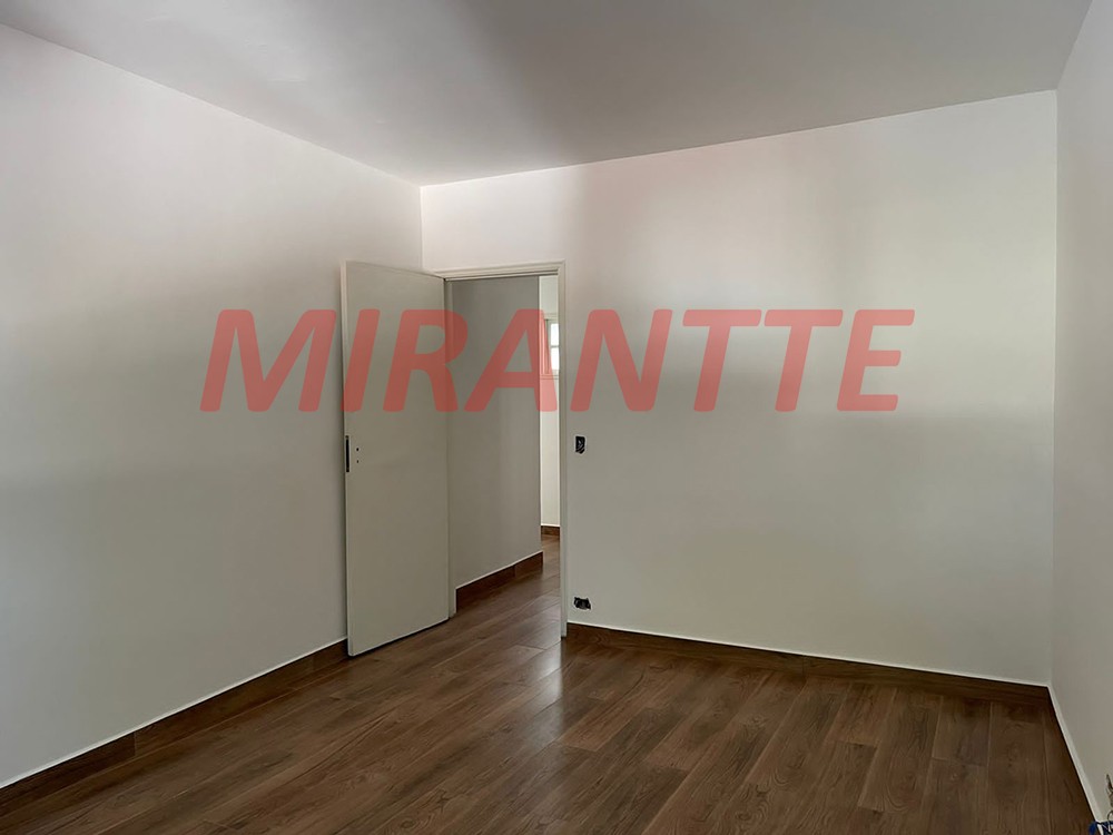 Sobrado com 3 quartos em Jardim França