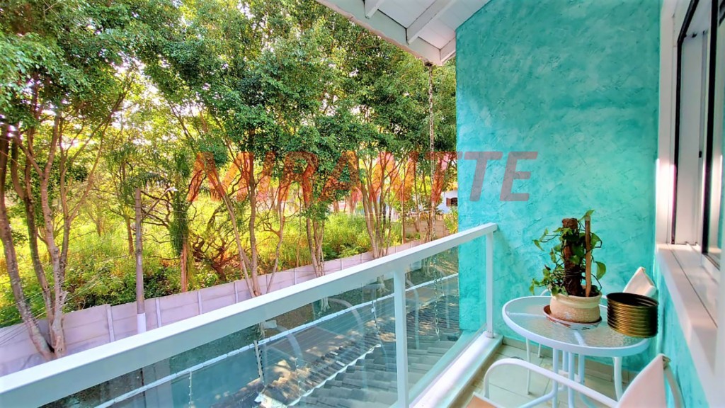 Sobrado de 158m² com 4 quartos em Jardim Virginia Bianca