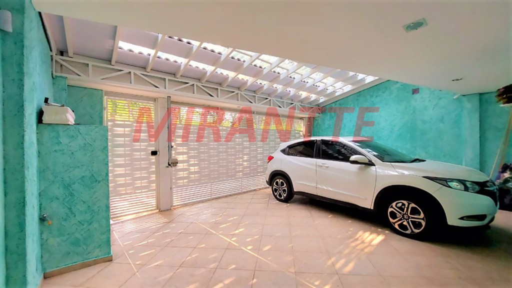 Sobrado de 158m² com 4 quartos em Jardim Virginia Bianca