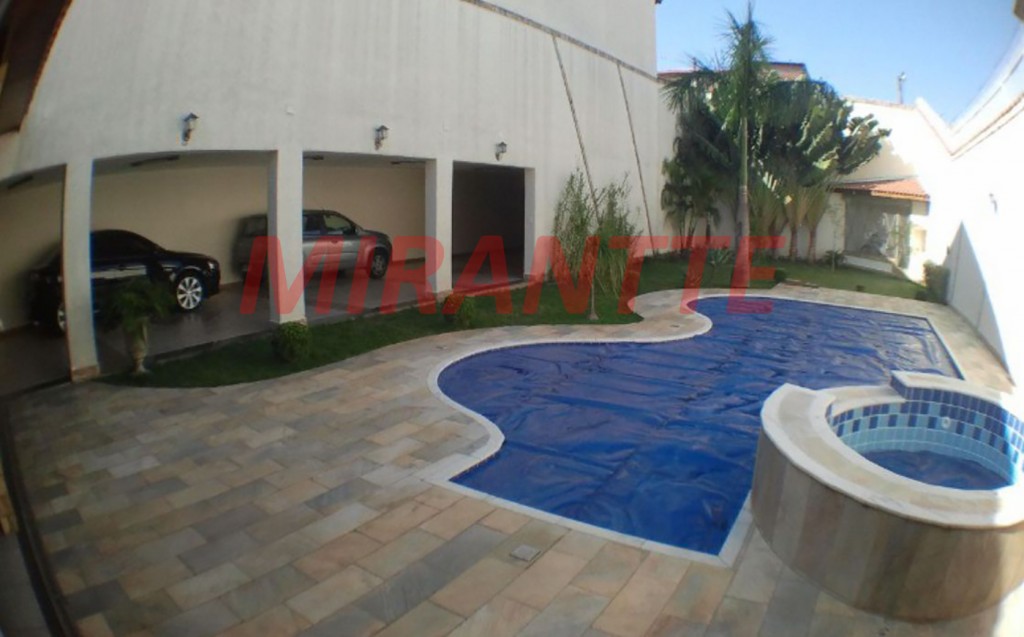 Sobrado de 165m² com 3 quartos em Vila Erna