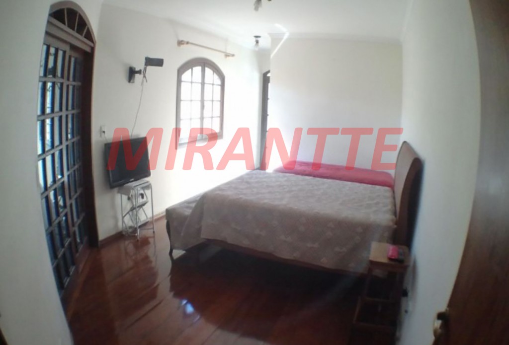 Sobrado de 165m² com 3 quartos em Vila Erna