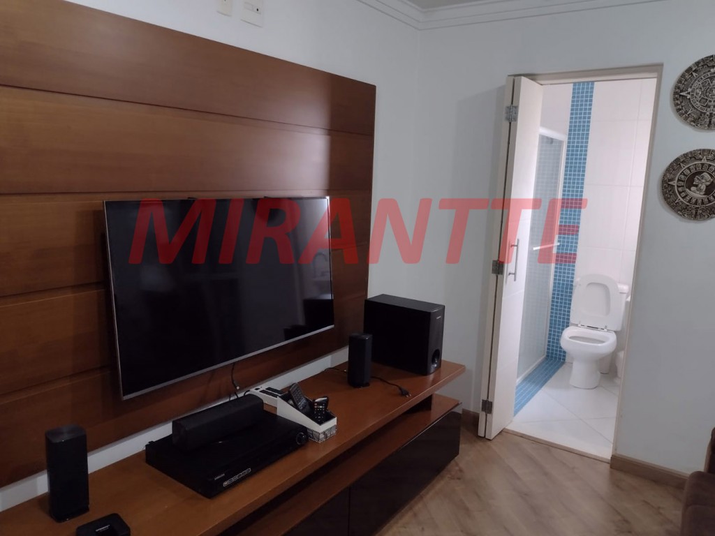 Sobrado de 197m² com 3 quartos em Santana