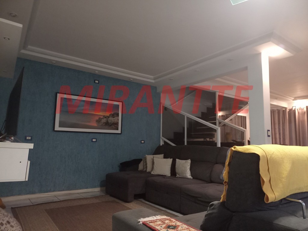 Sobrado de 235m² com 3 quartos em Parque Continental