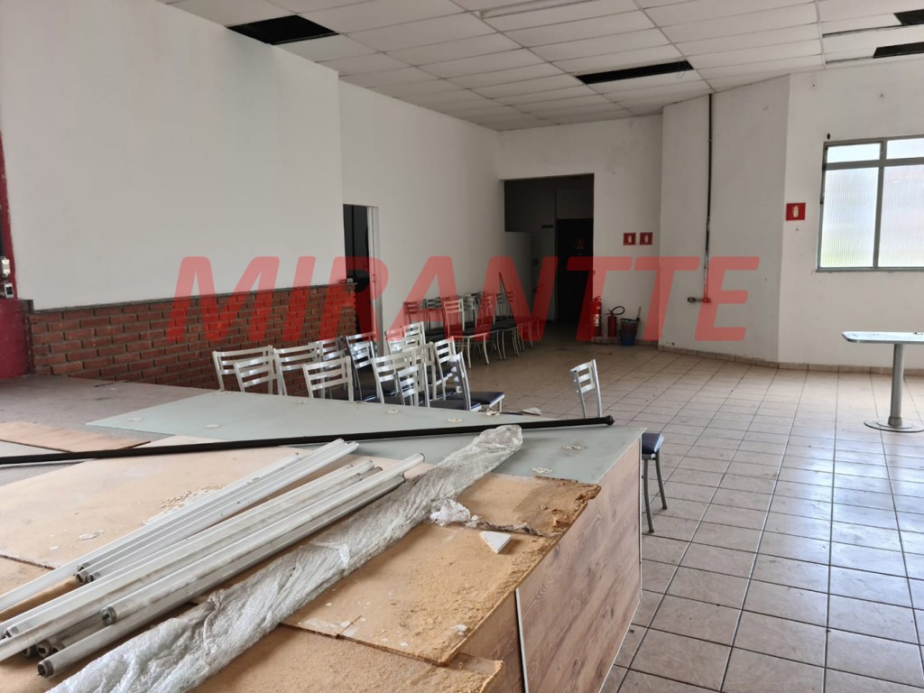 Comercial de 90m² em Vila Gustavo