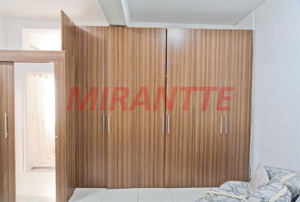 Terreno de 337m² em Limão