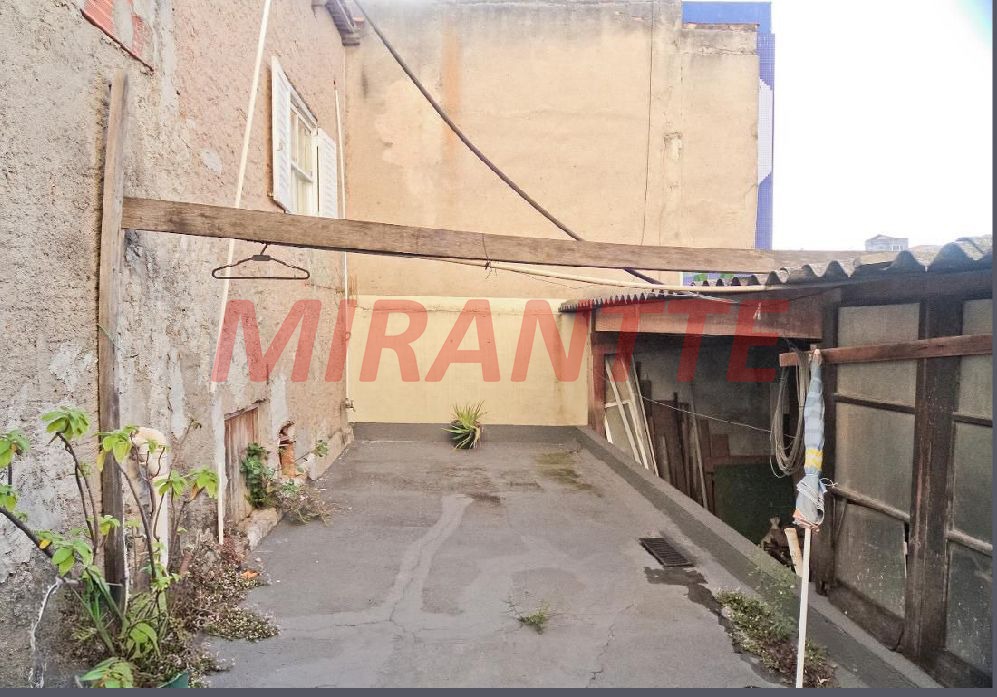 Terreno de 337m² em Limão