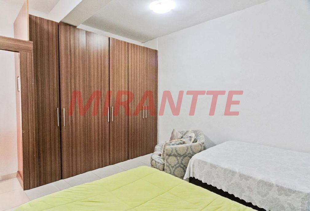 Terreno de 337m² em Limão