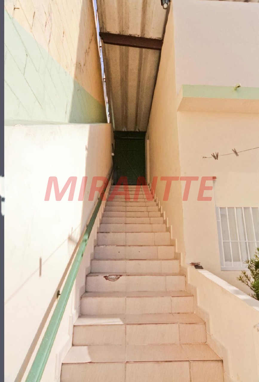 Terreno de 337m² em Limão
