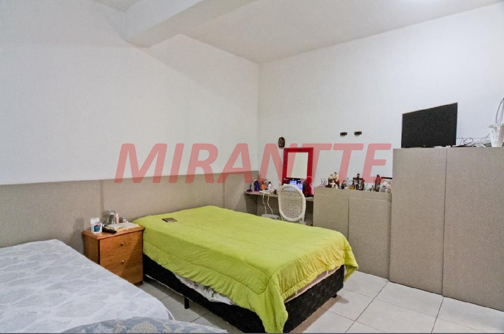 Terreno de 337m² em Limão