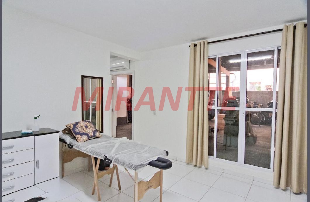 Terreno de 337m² em Limão