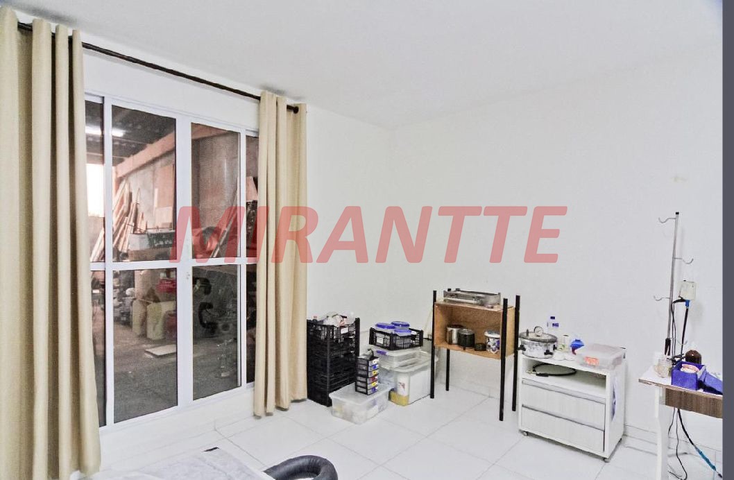 Terreno de 337m² em Limão