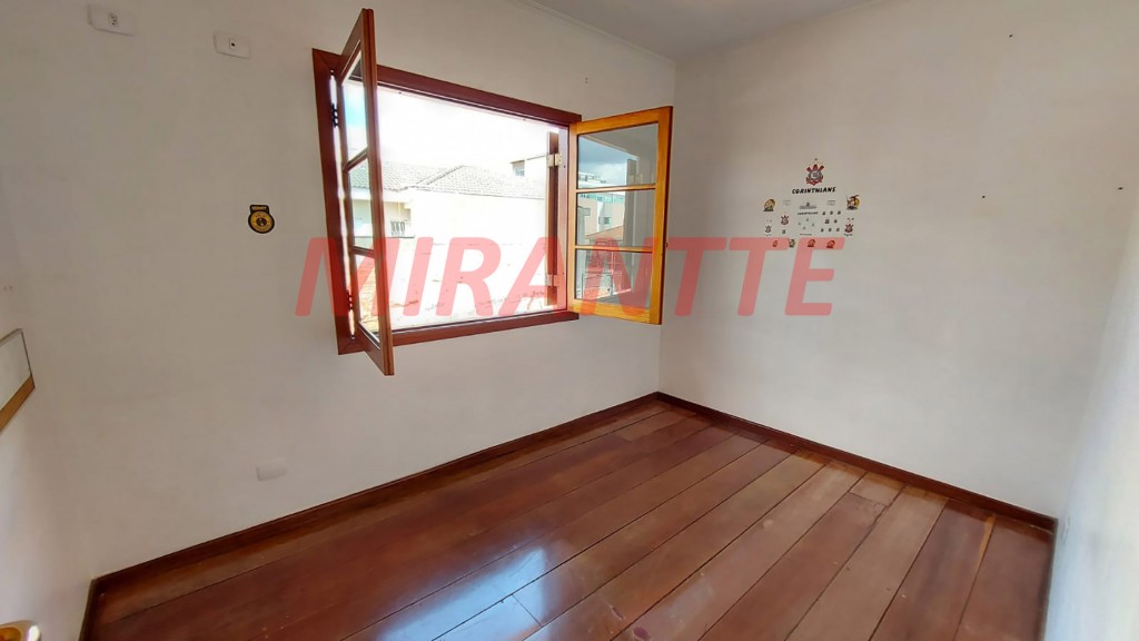 Sobrado de 196m² com 4 quartos em Vila Nova Mazzei