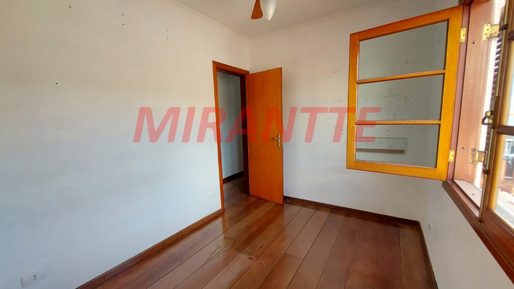 Sobrado de 196m² com 4 quartos em Vila Nova Mazzei