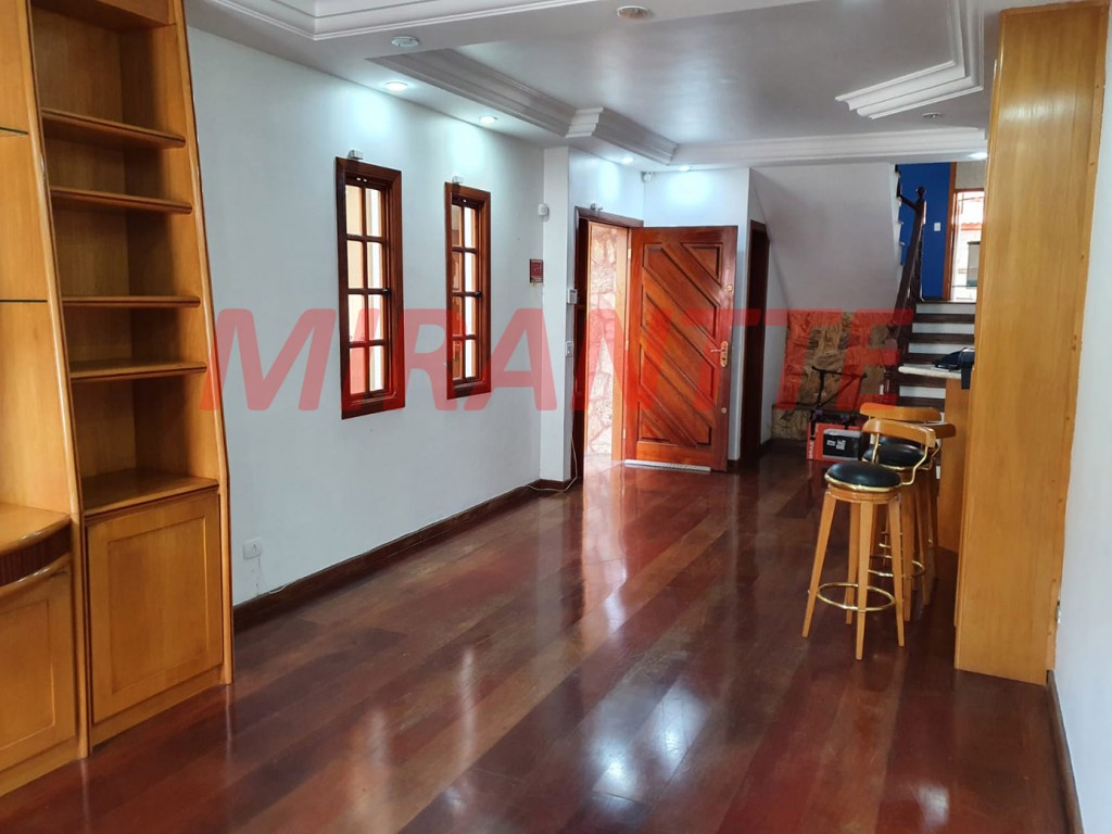 Sobrado de 196m² com 4 quartos em Vila Nova Mazzei