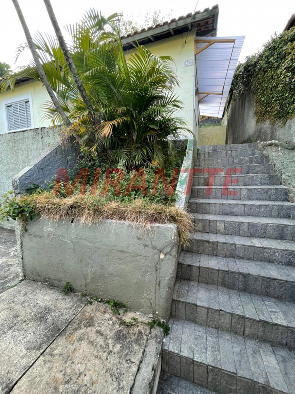 Sobrado de 90m² com 1 quarto em Jardim Virginia Bianca