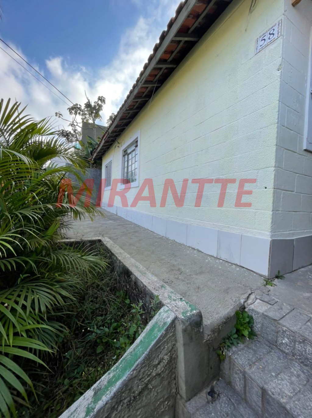 Sobrado de 90m² com 1 quarto em Jardim Virginia Bianca