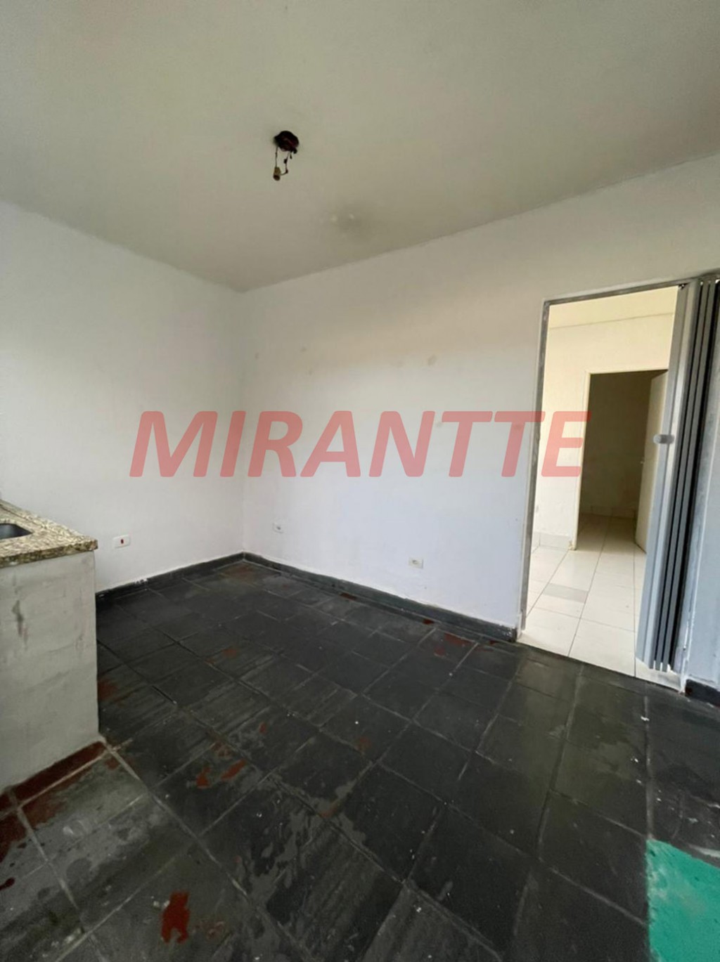 Sobrado de 90m² com 1 quarto em Jardim Virginia Bianca