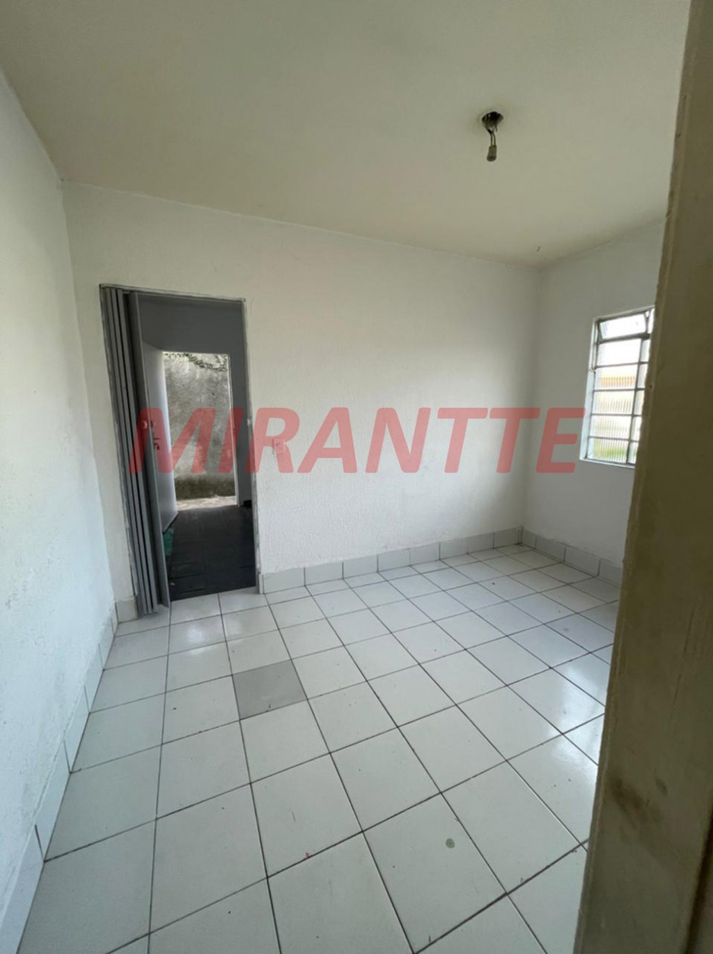 Sobrado de 90m² com 1 quarto em Jardim Virginia Bianca
