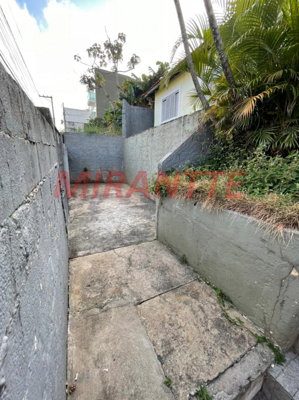 Sobrado de 90m² com 1 quarto em Jardim Virginia Bianca
