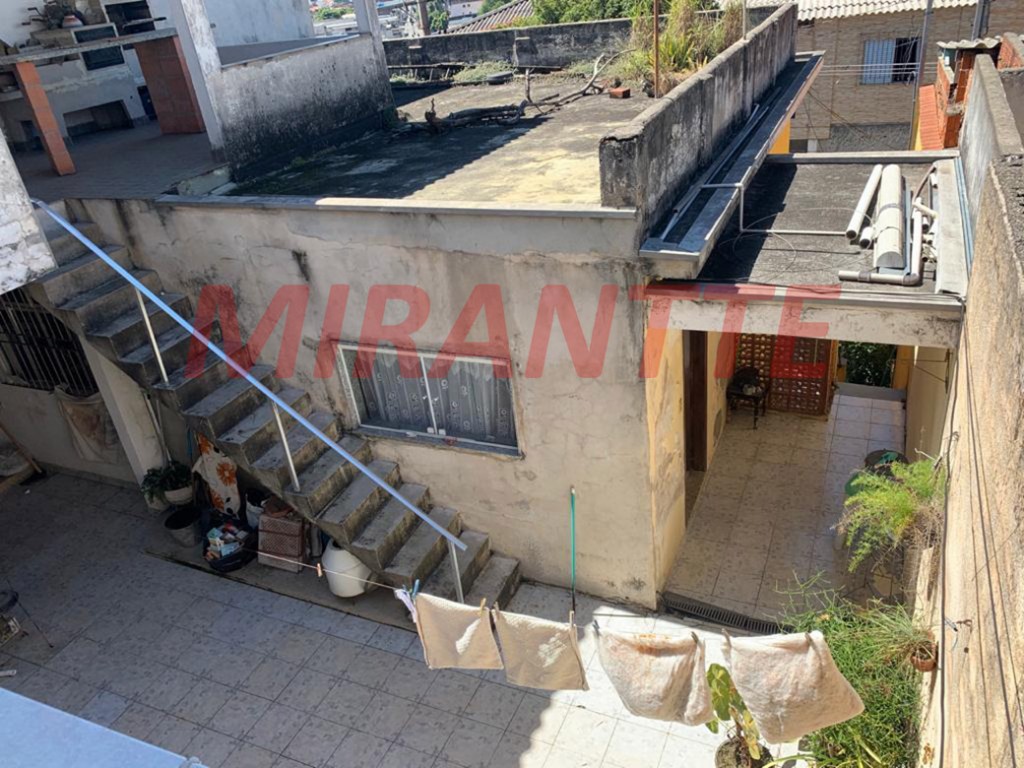 Sobrado de 280m² com 4 quartos em Limão