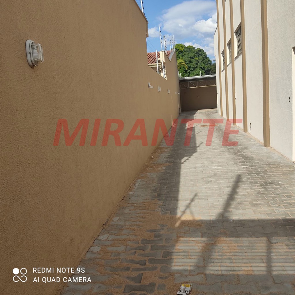 Apartamento com 4 quartos em Centro