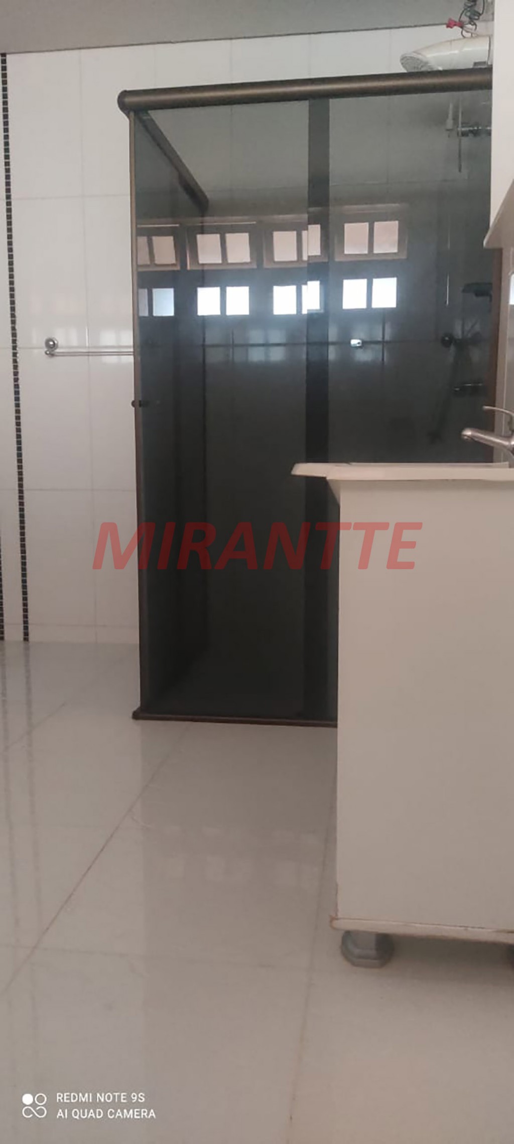 Apartamento com 4 quartos em Centro
