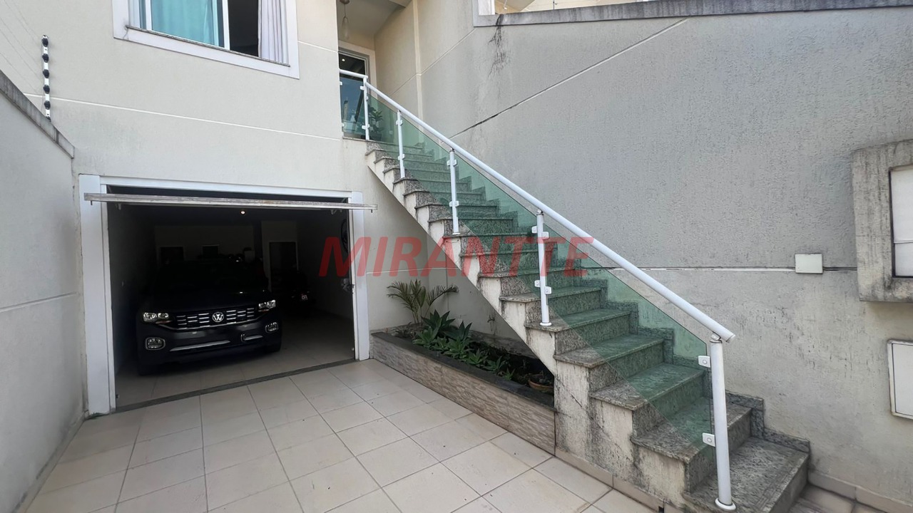 Sobrado de 146m² com 3 quartos em Parada Inglesa