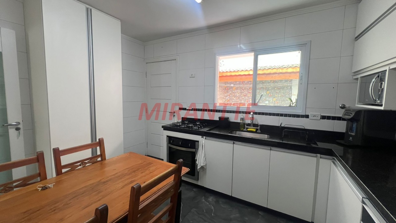 Sobrado de 146m² com 3 quartos em Parada Inglesa