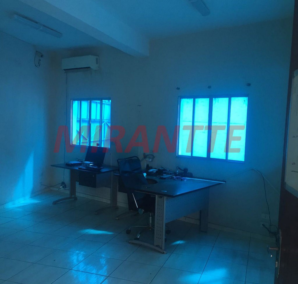 Terreno de 3800m² em Jardim Peri