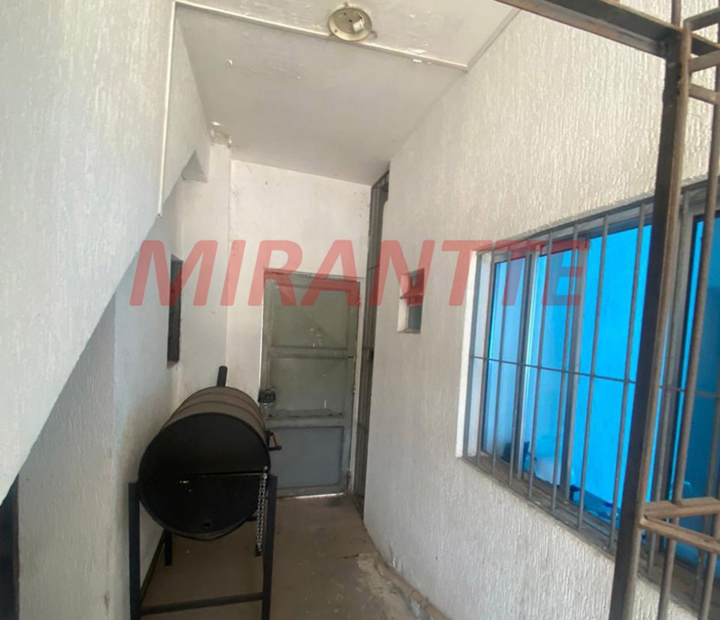 Terreno de 3800m² em Jardim Peri
