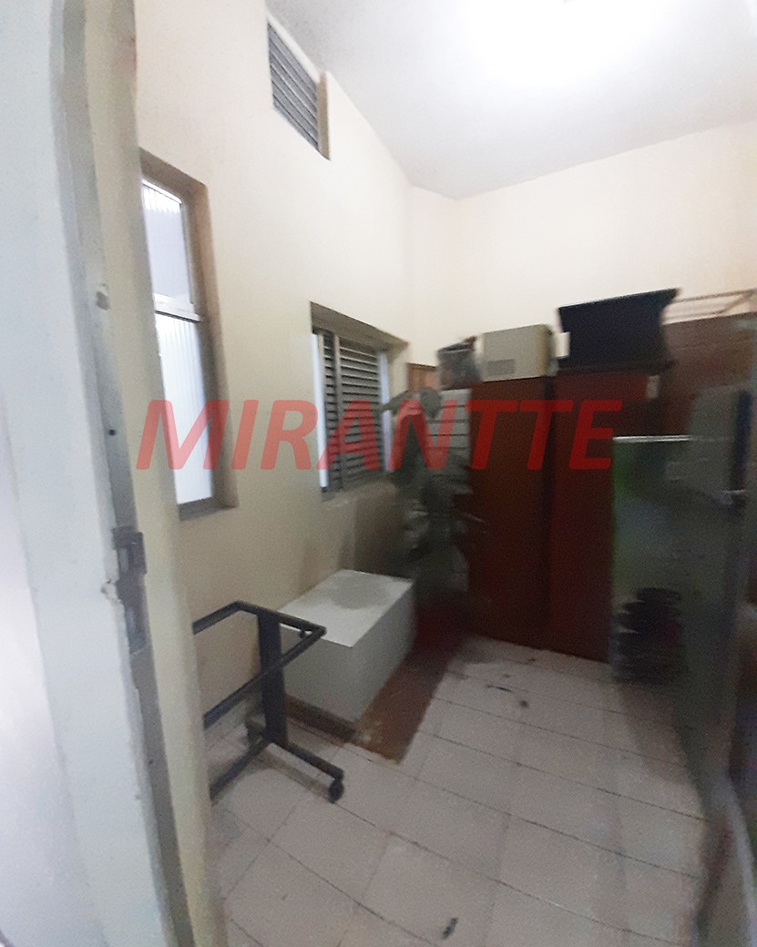 Comercial de 300m² em Santana