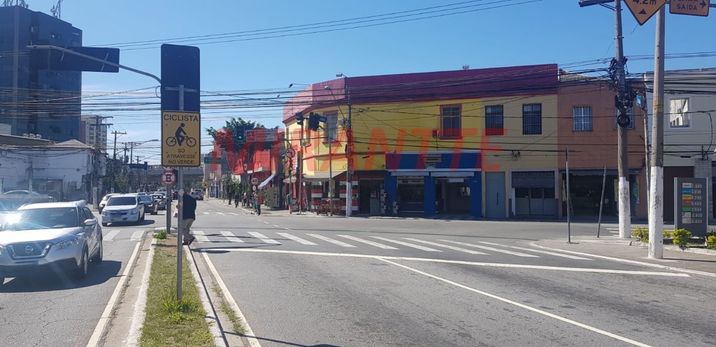 Comercial de 170m² em Santana