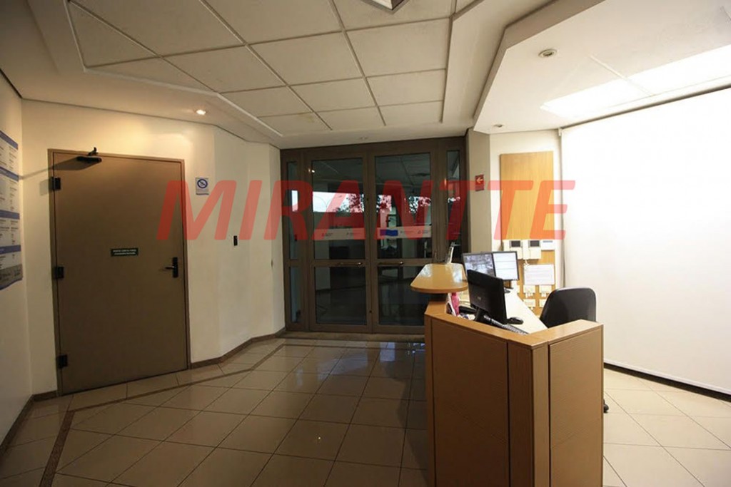 Comercial de 2301m² em Vila Hamburguesa
